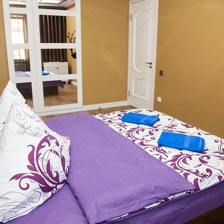 Vip Apartment On Lobanovskogo 19 Street Zaporizhia Dış mekan fotoğraf